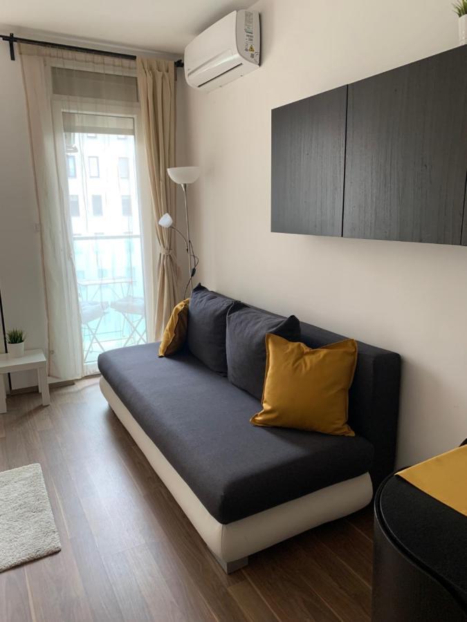 Corvin Sun Downtown Apartment Budapeste Exterior foto